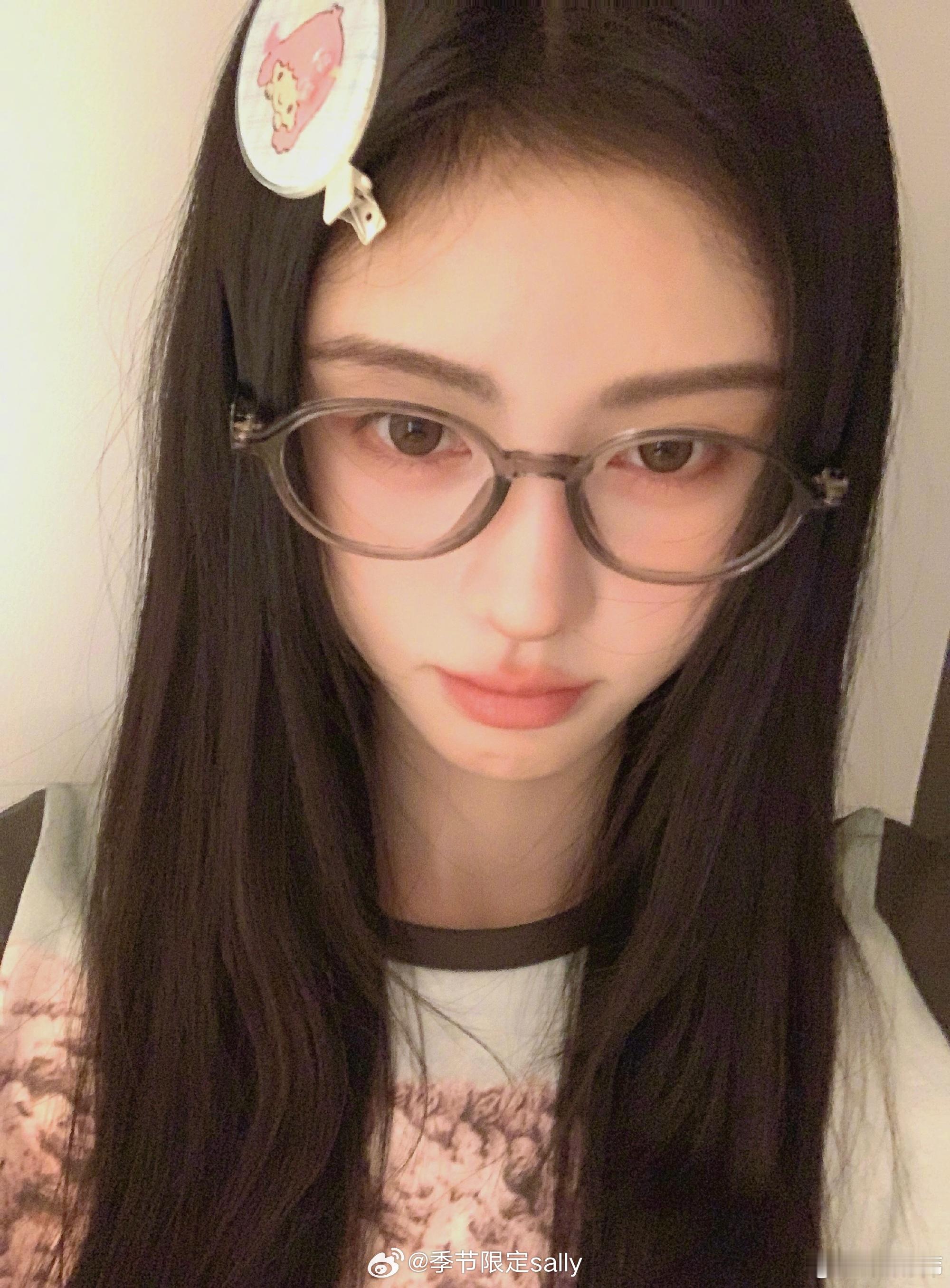 鞠婧祎新春营业～头像大户又来了