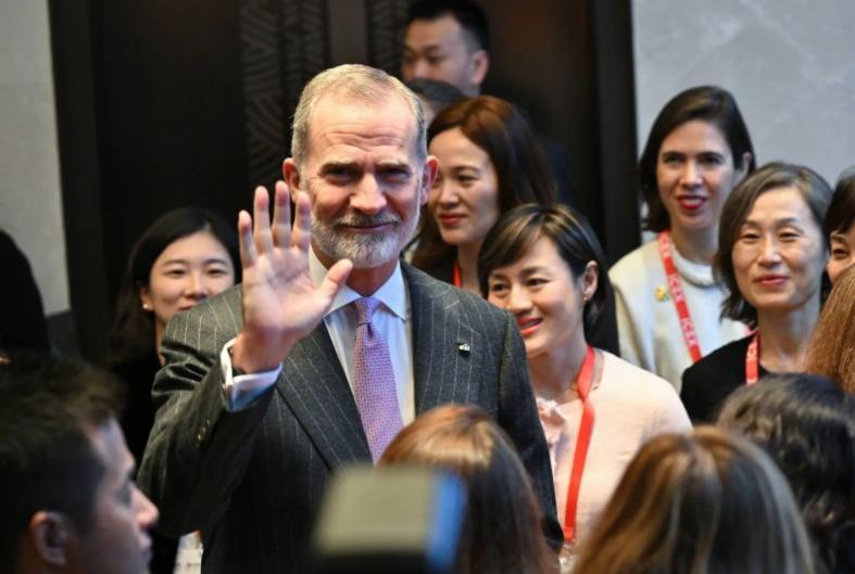 西班牙想要的，中国终于给了，拒付北约军费，欧洲打开关键缺口西班牙国王费利