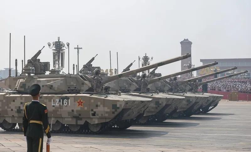 美军烧1600亿没搞定的东西，中国坦克兵已经在开着训练了。说出来可能有人不信