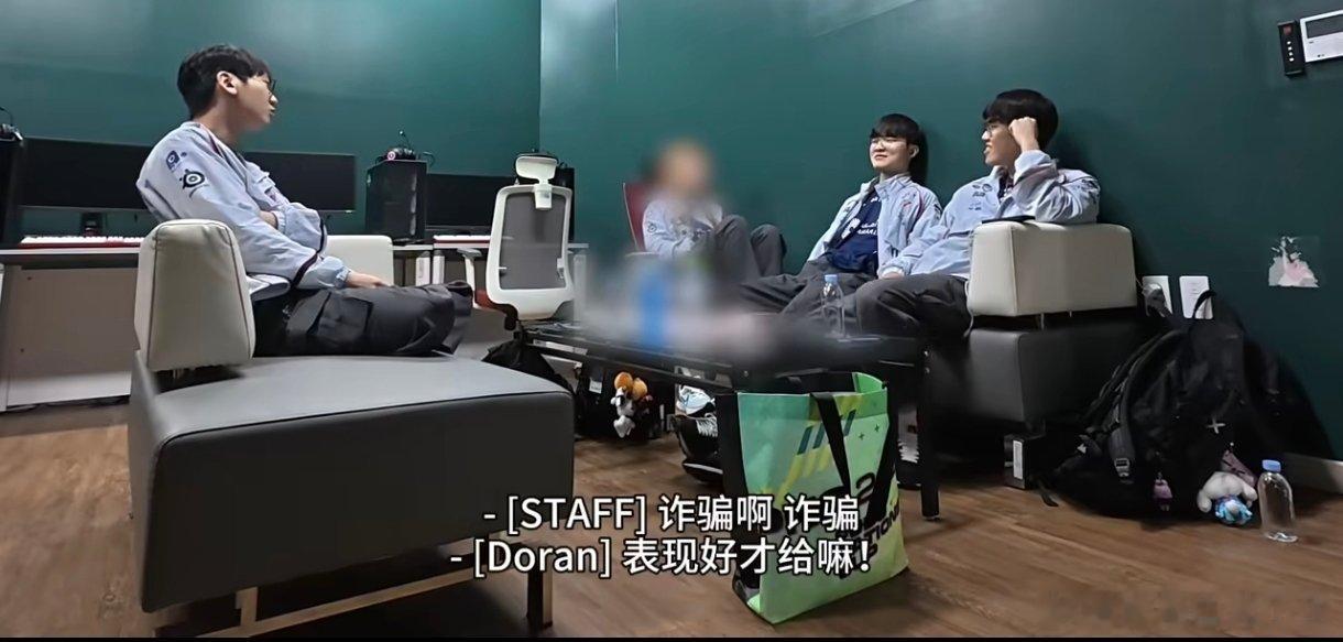 去年Faker带Doran拿下S15世界赛冠军！今年Faker还能做到吗？Fak