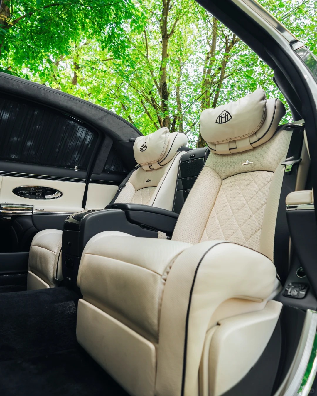 好车分享Maybach62SLandaulet，最顶级的迈巴赫​​​