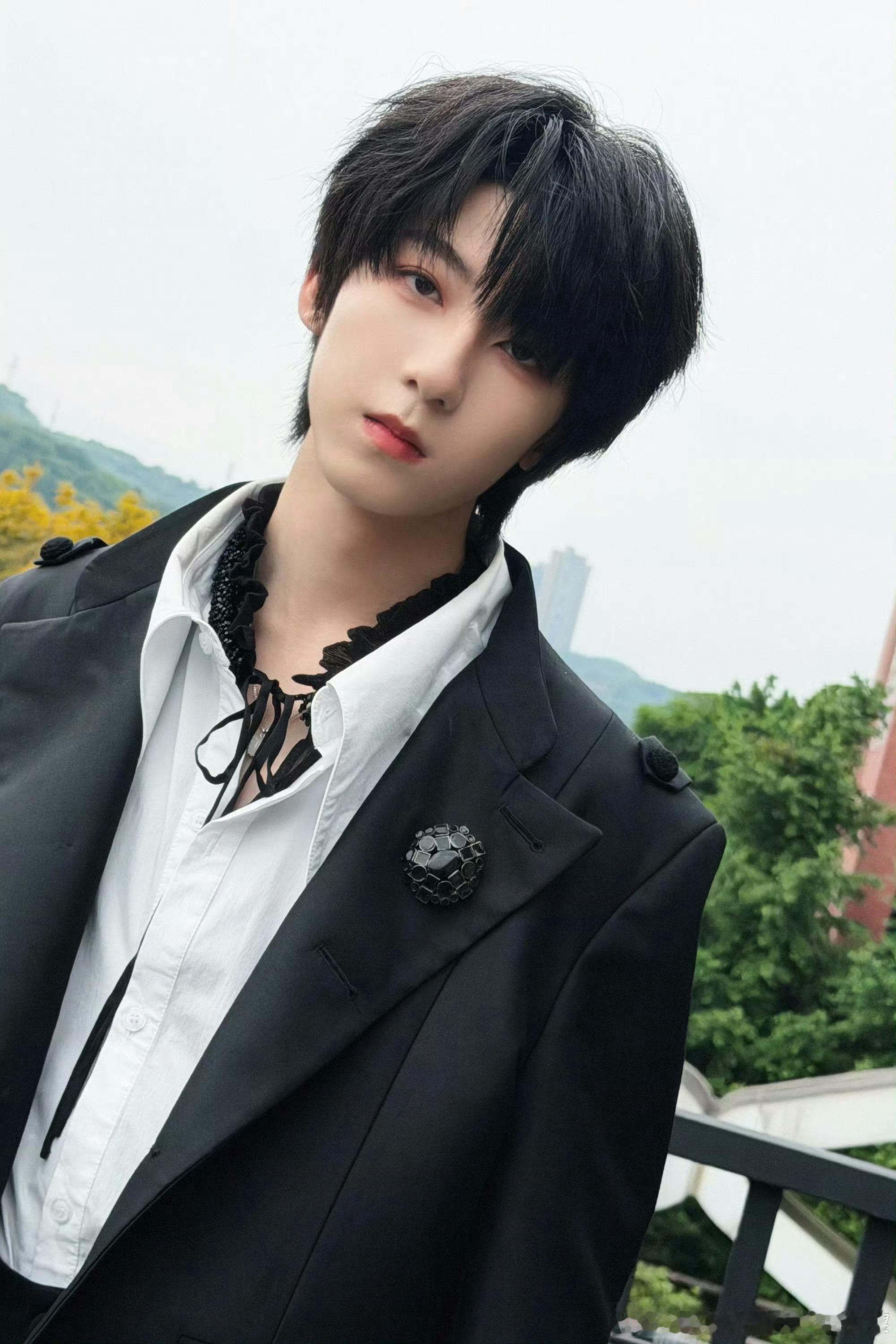 杨博文主题策划杨博文主策划生日周边杨博文主题策划，这个小羊也太优秀了，生日快乐