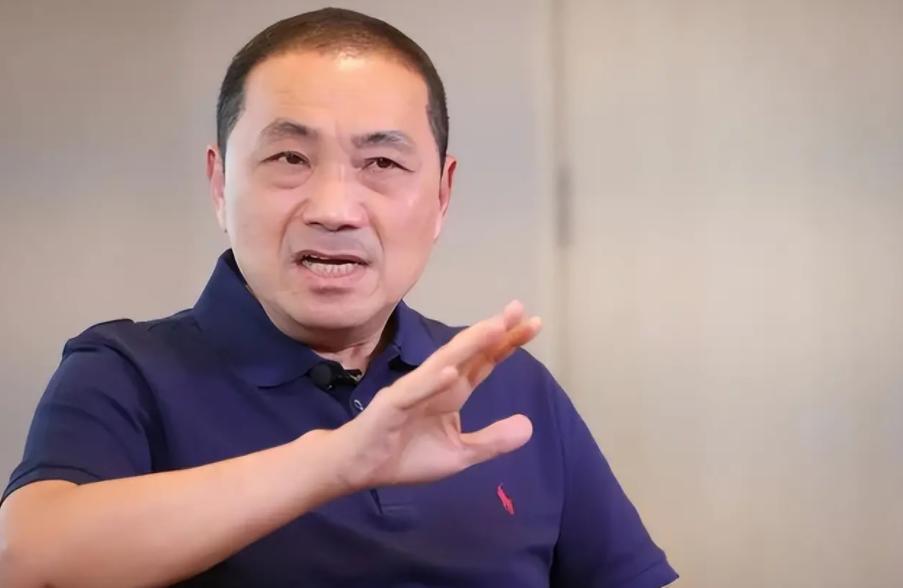 是时候清理门户了，侯友谊妄批郑丽文，她说：我是中国人，侯友谊你是中国人吗？侯友谊