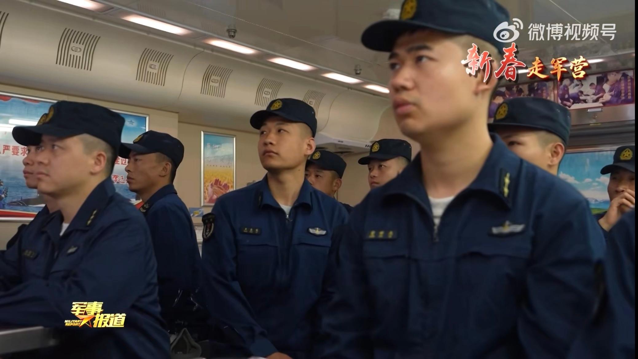 核鱼艇员舱、餐厅/会议室局部图4红色字体：舱容815.5m³烽火问鼎计划中国海