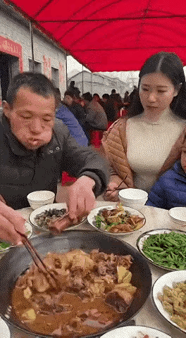 长得就像不值钱的样…😡