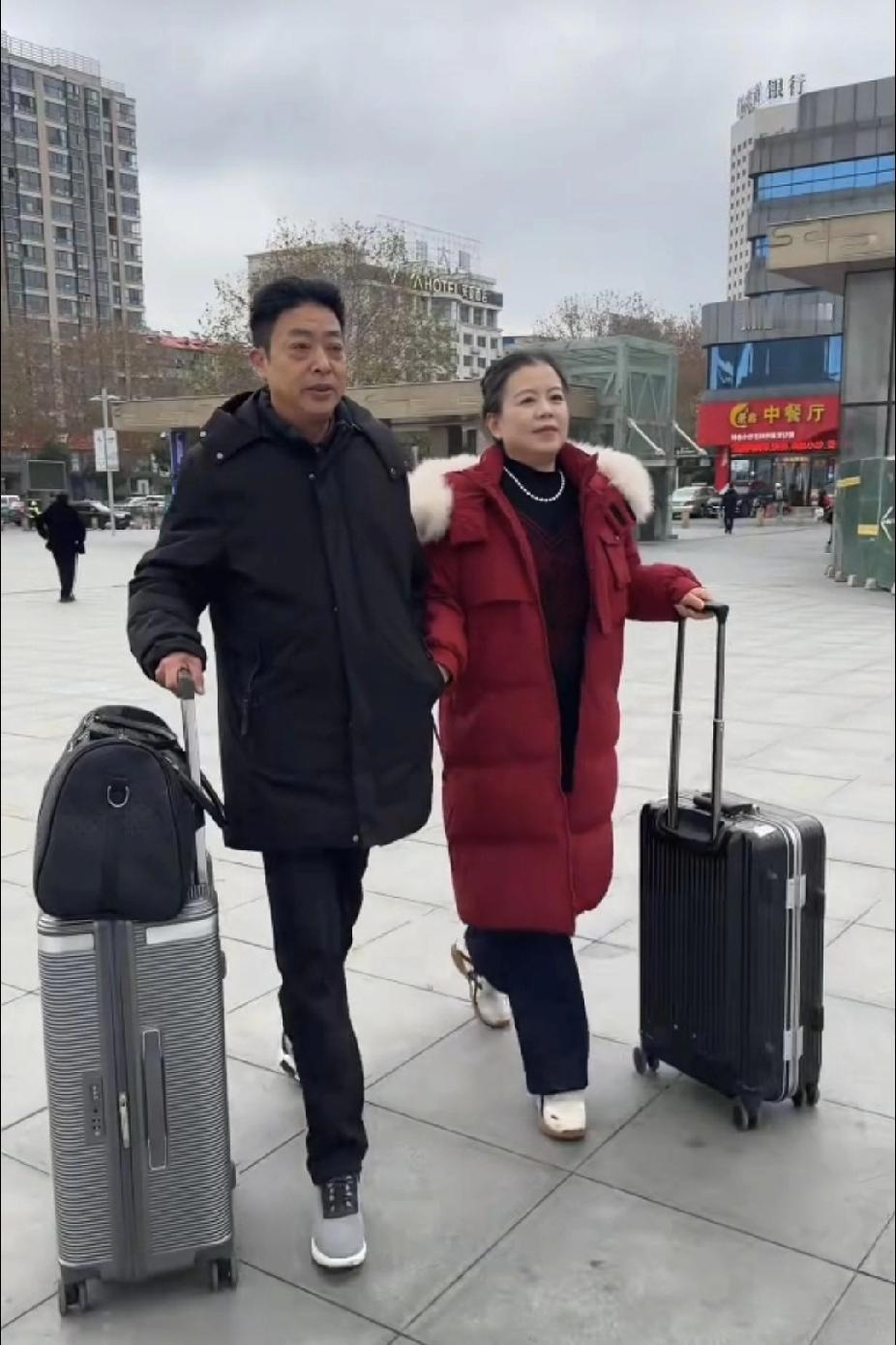 柴桑大姐直播说了，她很骄傲，她挡住你们对她的大最攻击！你们继续啊……每天都有