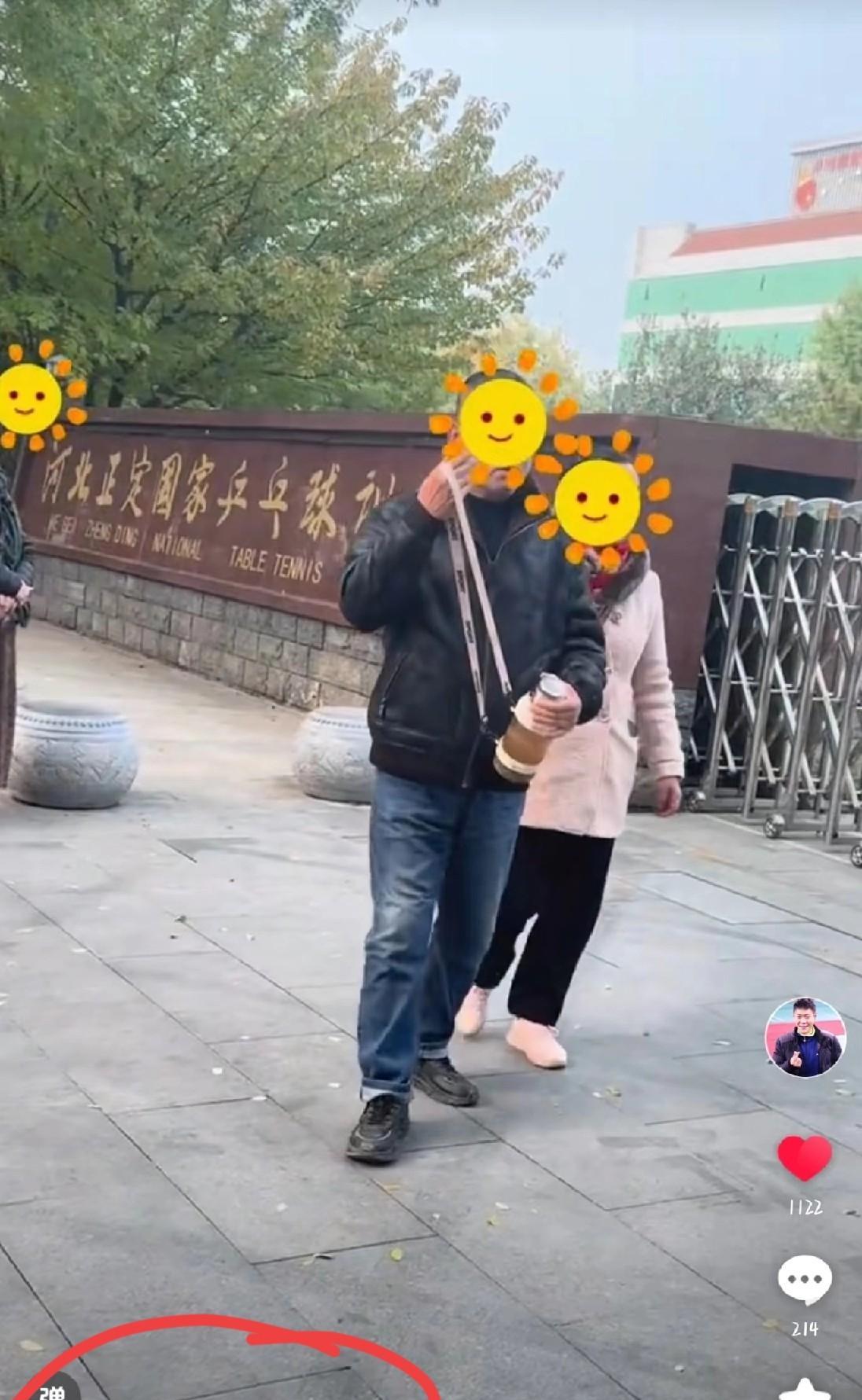 邱贻可报平安了，他已到达了河北，到达了正定乒乓球馆，球馆昨天发了通知拒绝预