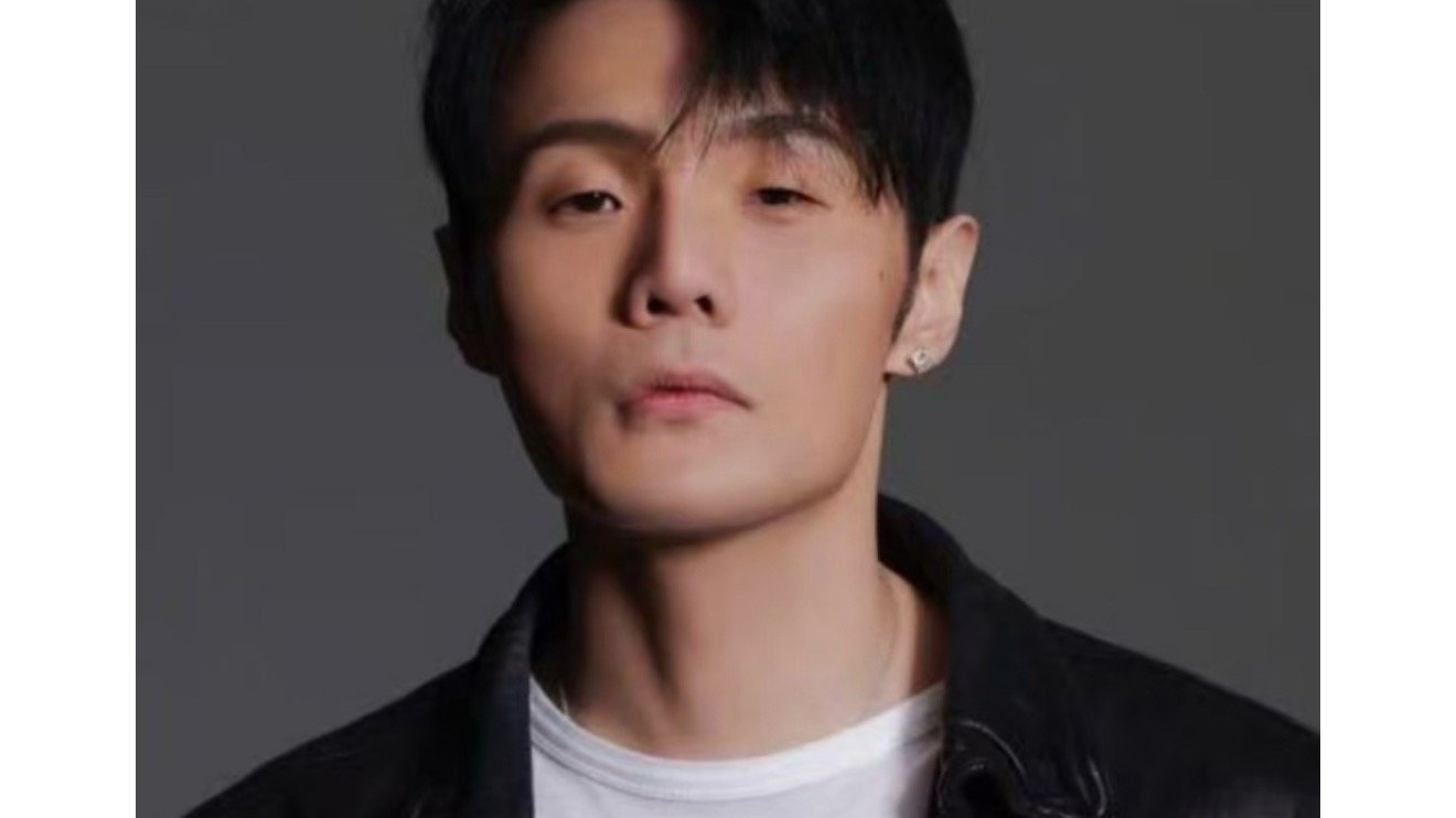 律师解读单依纯演唱会一半都是翻唱翻唱要找词曲作者，不是原唱歌手。《李白》版权归李