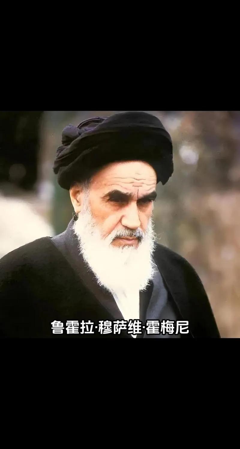 很多人说伊朗太怂了，以色列一夜之间斩首20多位军事高层和科学家，明显是战争，但伊