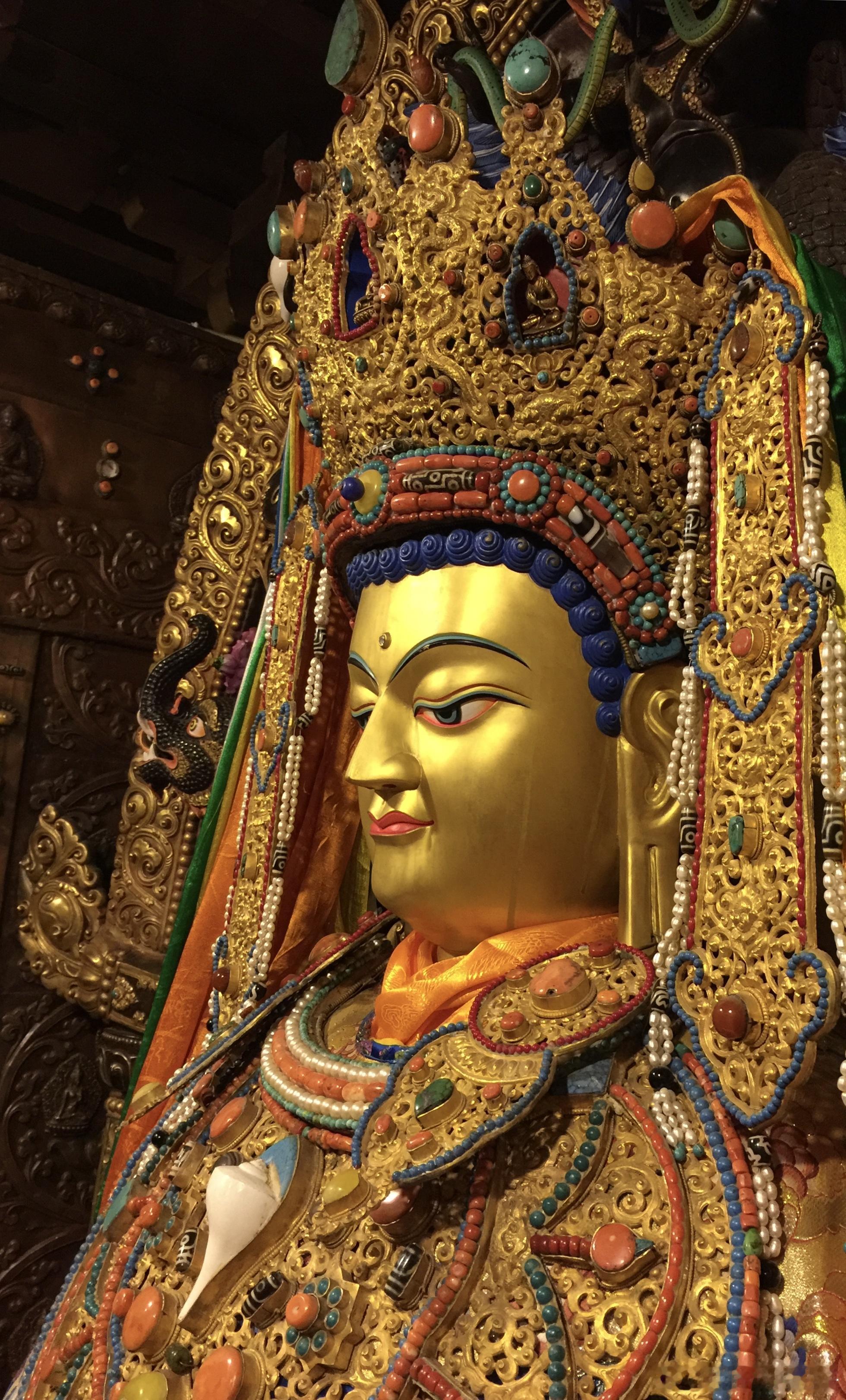要是不能真正看透、厌离生死轮回的本性，就生不出真心求解脱的愿，更谈不上对沉沦苦海