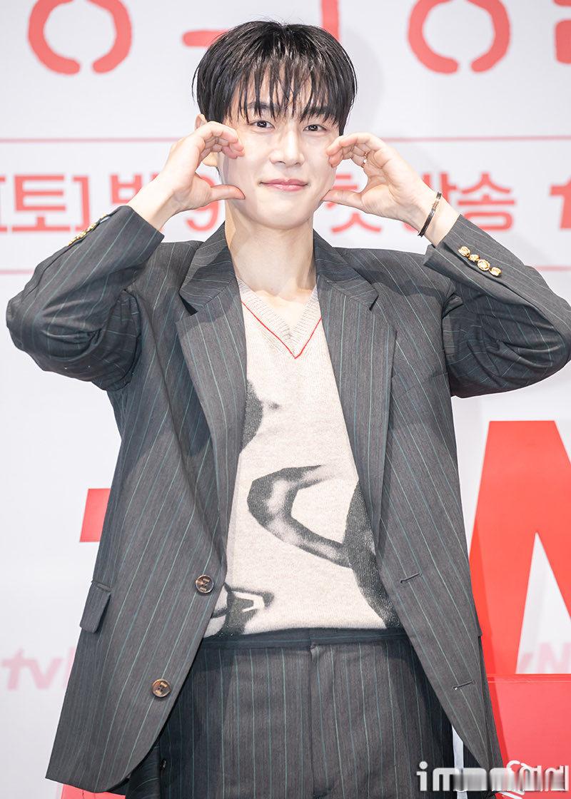 【独家】姜有锡出演韩国版《六个说谎的大学生》演员姜有锡将出演《6名说谎的大学生