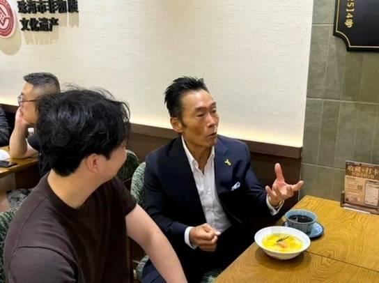 62岁，家没了，马来西亚名下资产也没了，香港就只剩下一套祖屋，而今年5月，