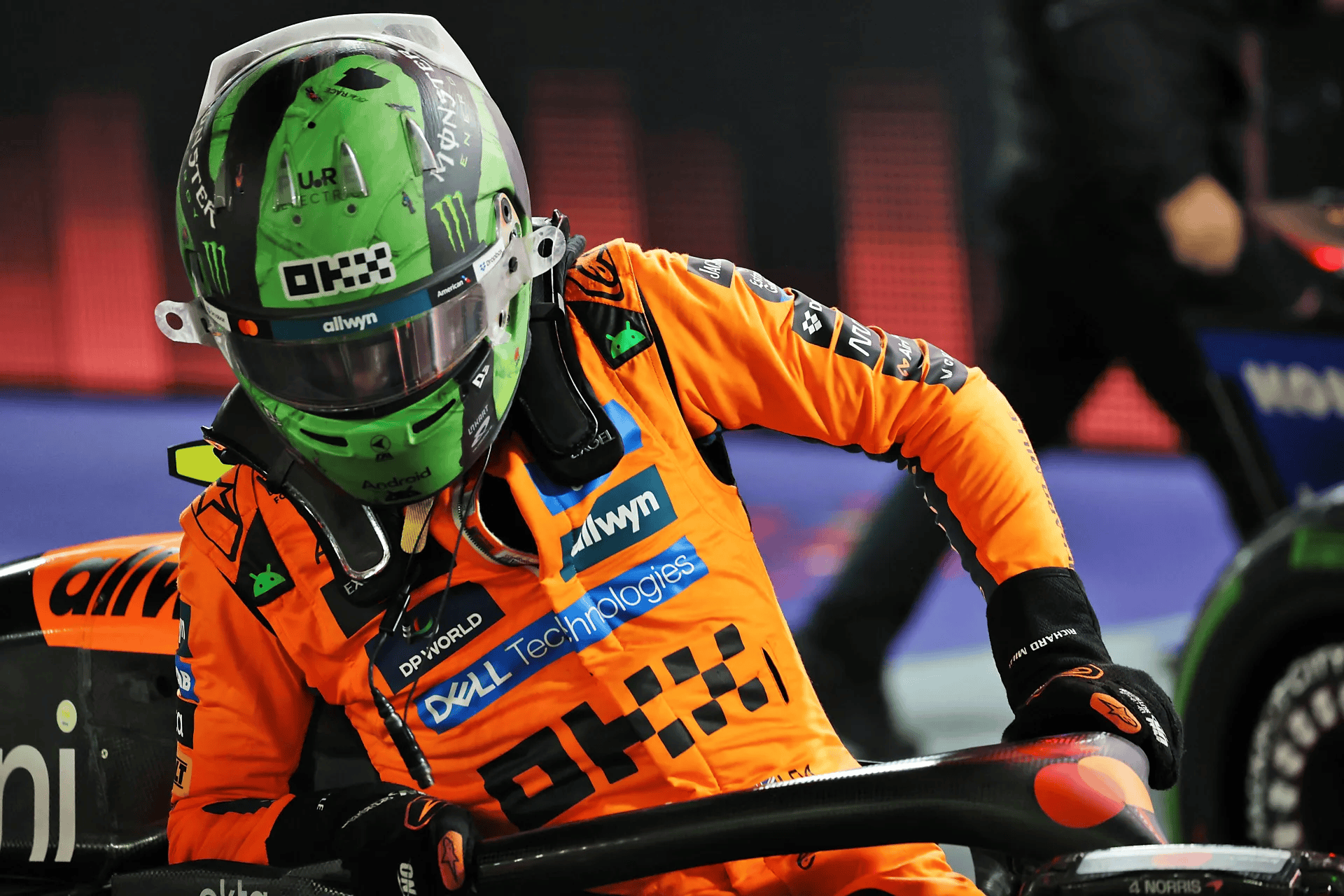 施泰纳: 地面效应导致迈凯伦底板磨损过度, 他们矫枉过正了