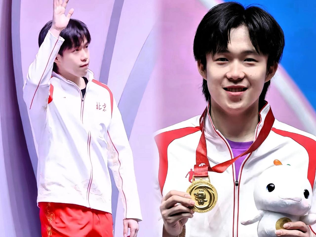 看他现在这样，脑海里一下就蹦出“明媚”这个词！太贴切了！在网上逛了一圈，