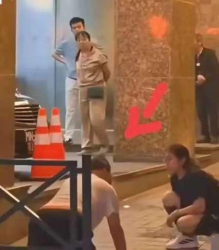 澳门赌场最近发生了让人头皮发麻的事！一名41岁的内地男子把自己的钱都输光后，竟然