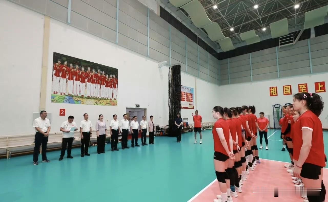 李盈莹确认回归中国女排，赖亚文教练亲自视察中国女排！昨天，也就是8.6号消息，福