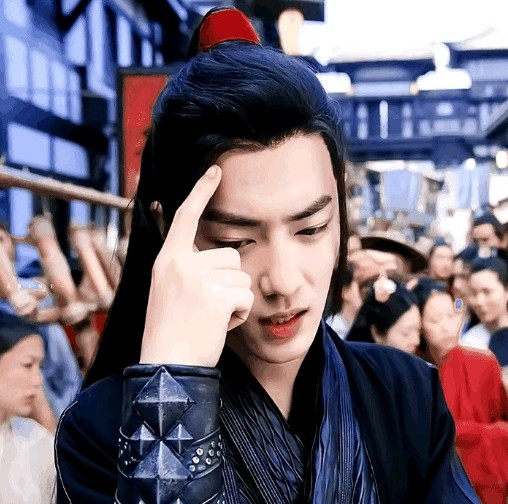 肖战完美的诠释了魏无羡，换任何一个人演也不行，谁都超越不了肖战的魏无羡，连肖战自