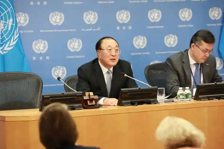 🌛就在这两天，联合国安理会一场关于反恐的公开会，因为咱们中国代表的发言，瞬