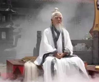 少年得志，乃是人生的大不幸。我算命多年的最大感悟，那些真正的好命，大部分都是“苦