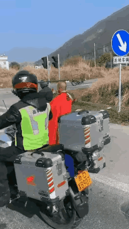 高手，这方丈一看就是武林高手