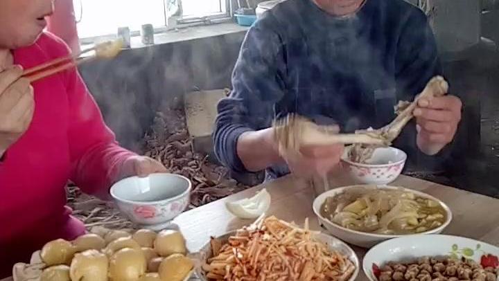 雨蝶 - 李翔君(土豆高清版 - 左:伴奏--右:原声)