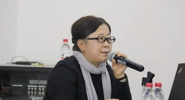 “我根本不相信日军在南京屠杀30万中国人，除非拿出证据，不然我可不认同”——这句