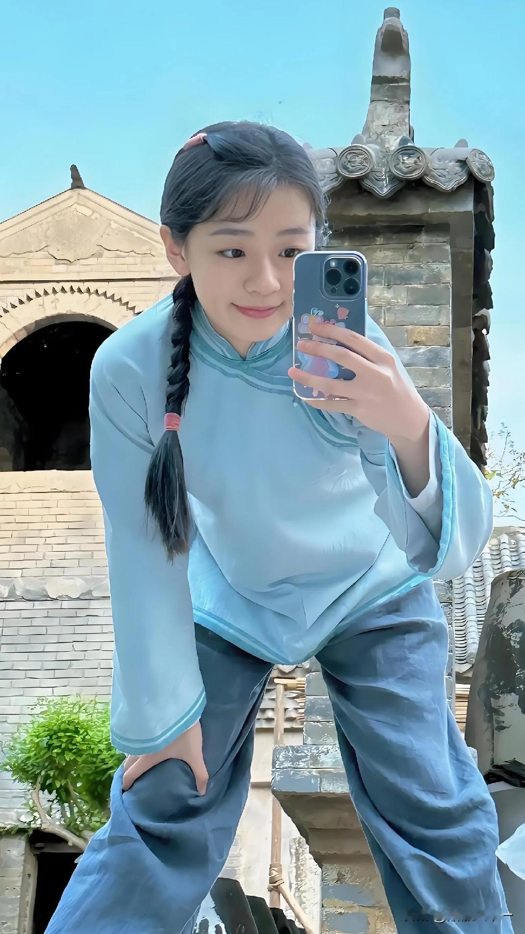 演韩小月这女演员，难怪看那股清纯劲儿那么眼熟呢，原来在电视剧《狗剩快跑》