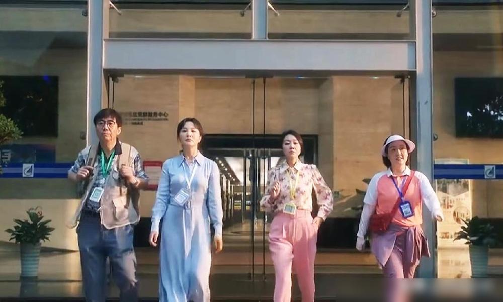 喜欢看电视剧的朋友有福了，新剧《奇迹》必须冲。昨晚，央视首部黄金档短剧《奇迹》开