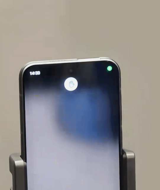 手机行业已经有很久没创新了，这次荣耀的机器人手机，带来了全新形态的手机。创新在