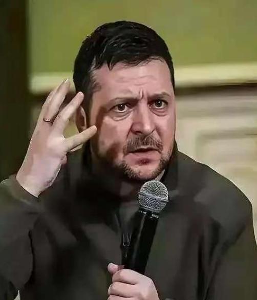 泽连斯基现在的想法可能是，任何方面都可以谈，甚至战争也可以输，但是唯有一点，他可