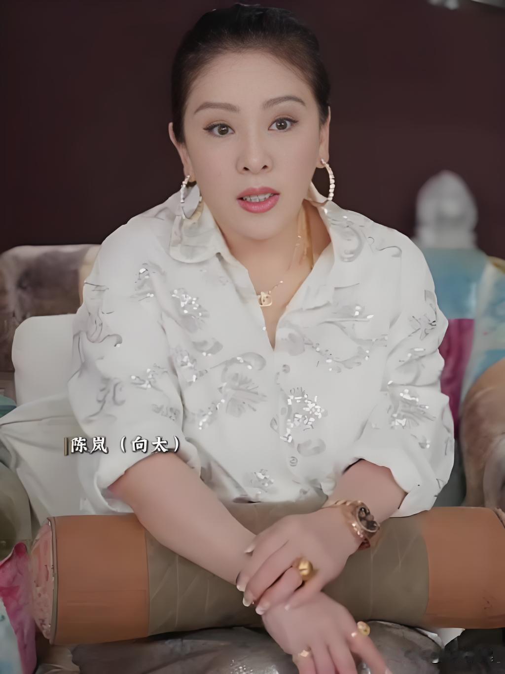 向太，引发争议！向太陈岚近日在社交平台上的这番话，迅速冲上热搜，引发了不小的