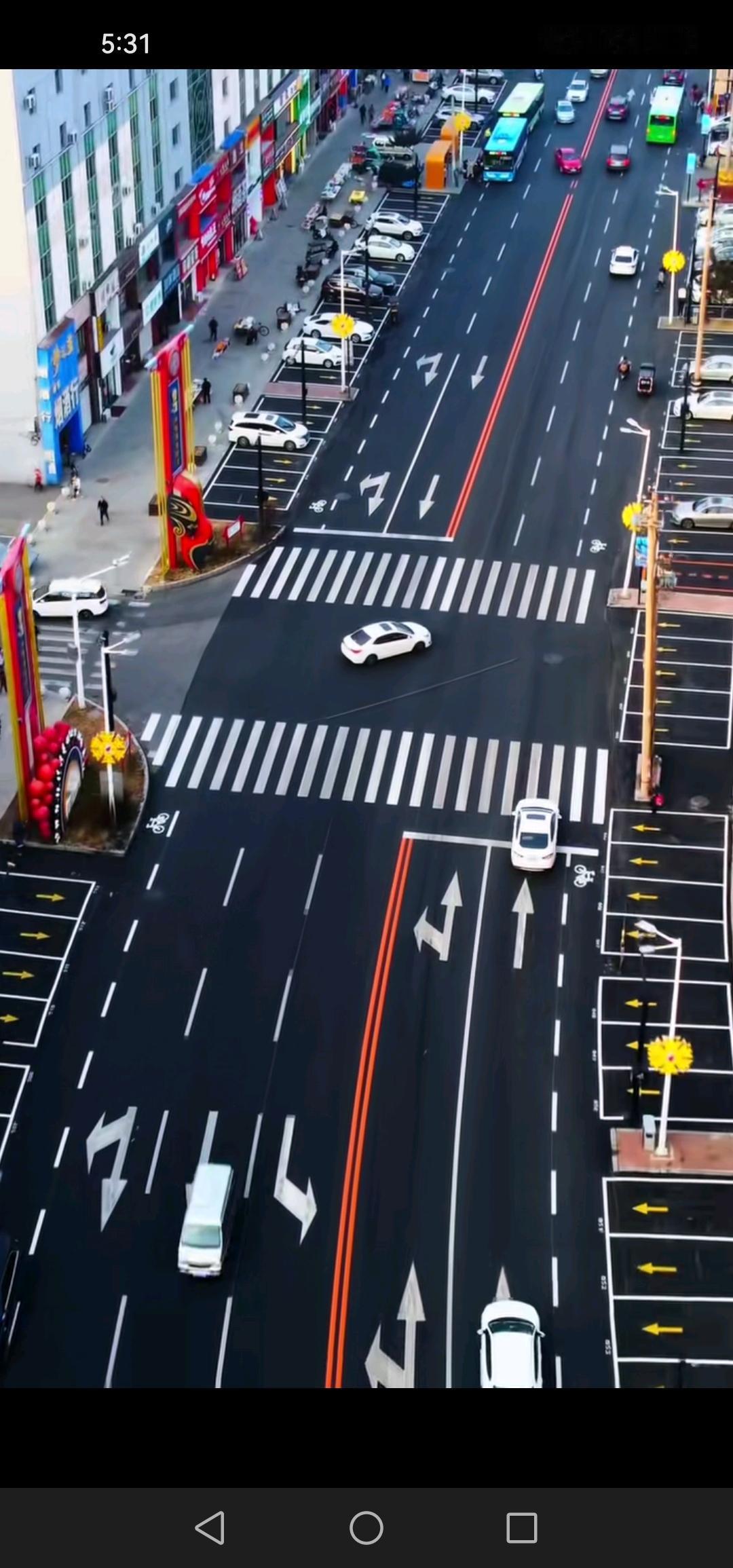 吉林市厦门街道路改造工程已全部竣工，变化堪称翻天覆地！此前，吉林市厦门街一直