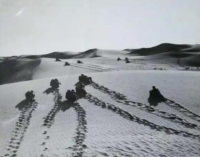 横行大漠50年的3000骑匪, 却因一尊纯金佛像被剿灭, 遗留宝藏成谜