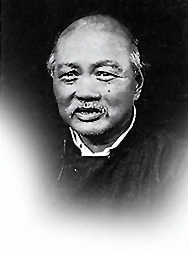 1949年2月24日，吴稚晖乘专机到台湾，这时他已85岁了，身体每况愈下，195