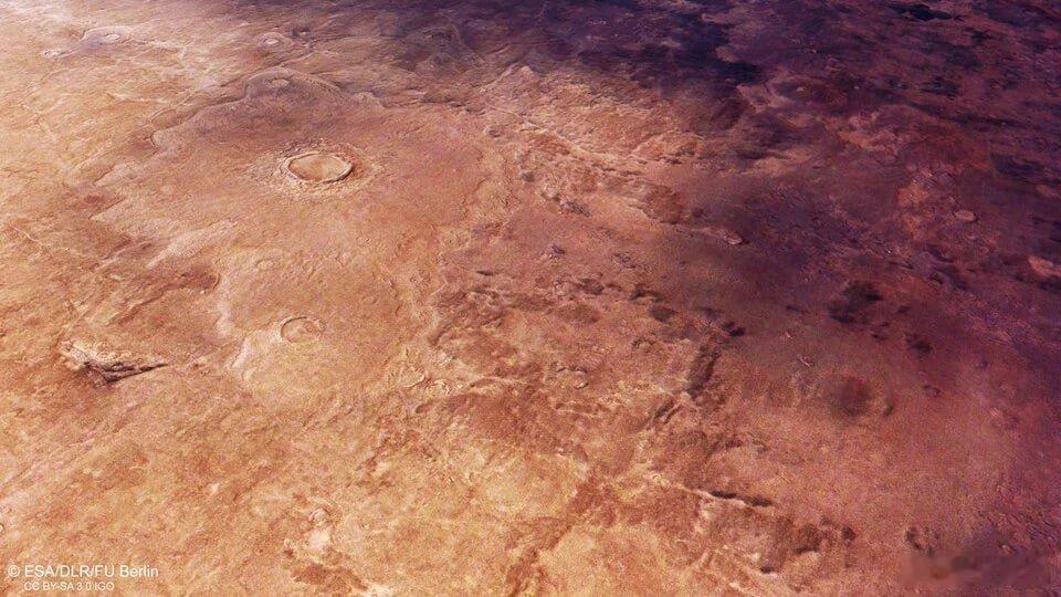 ❗️火星是活的人们普遍认为火星表面是一片冰冻的沙漠，那里什么都不发