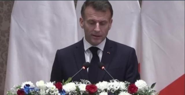 法国总统马克龙太会来事了！他在印度访问时表示：印度不光是参与全球创新，是引领了创