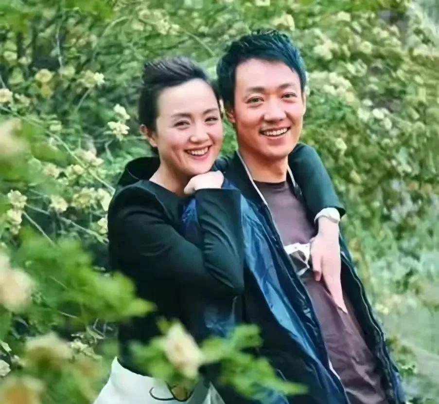 真的太不懂事了，我昨天居然还在庆贺辛柏青新剧开播，上了央一，谁知道人家正在承受丧