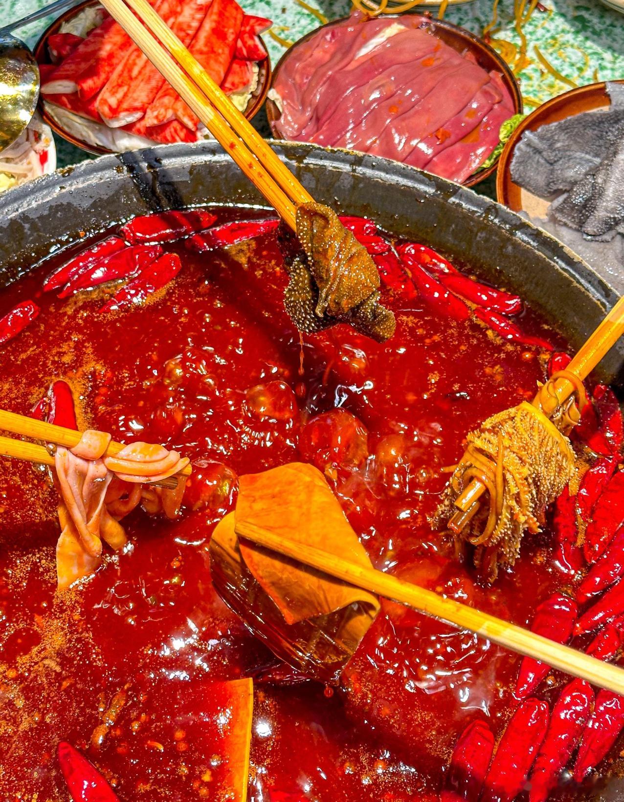 一直都知道四川的美食多，这次看了看高德刚发布的《烟火四川TOP100餐厅》榜单，