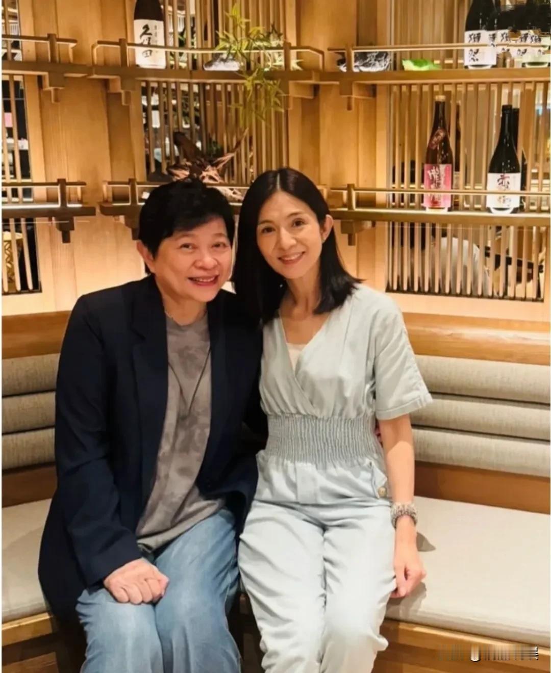 她变化也太大了吧，曾经的她，颜值气质不输周慧敏，同被称为“玉女派掌门人”！杨采