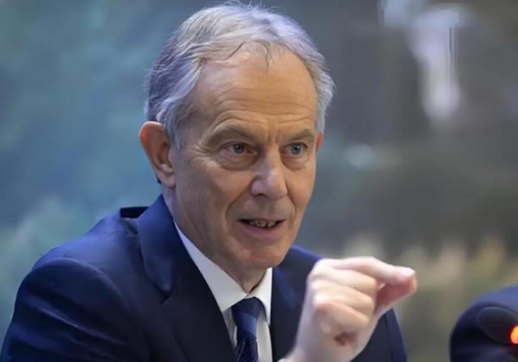 英国前首相布莱尔说，世界进入2050年时，世界上会出现三个超级大国。 205