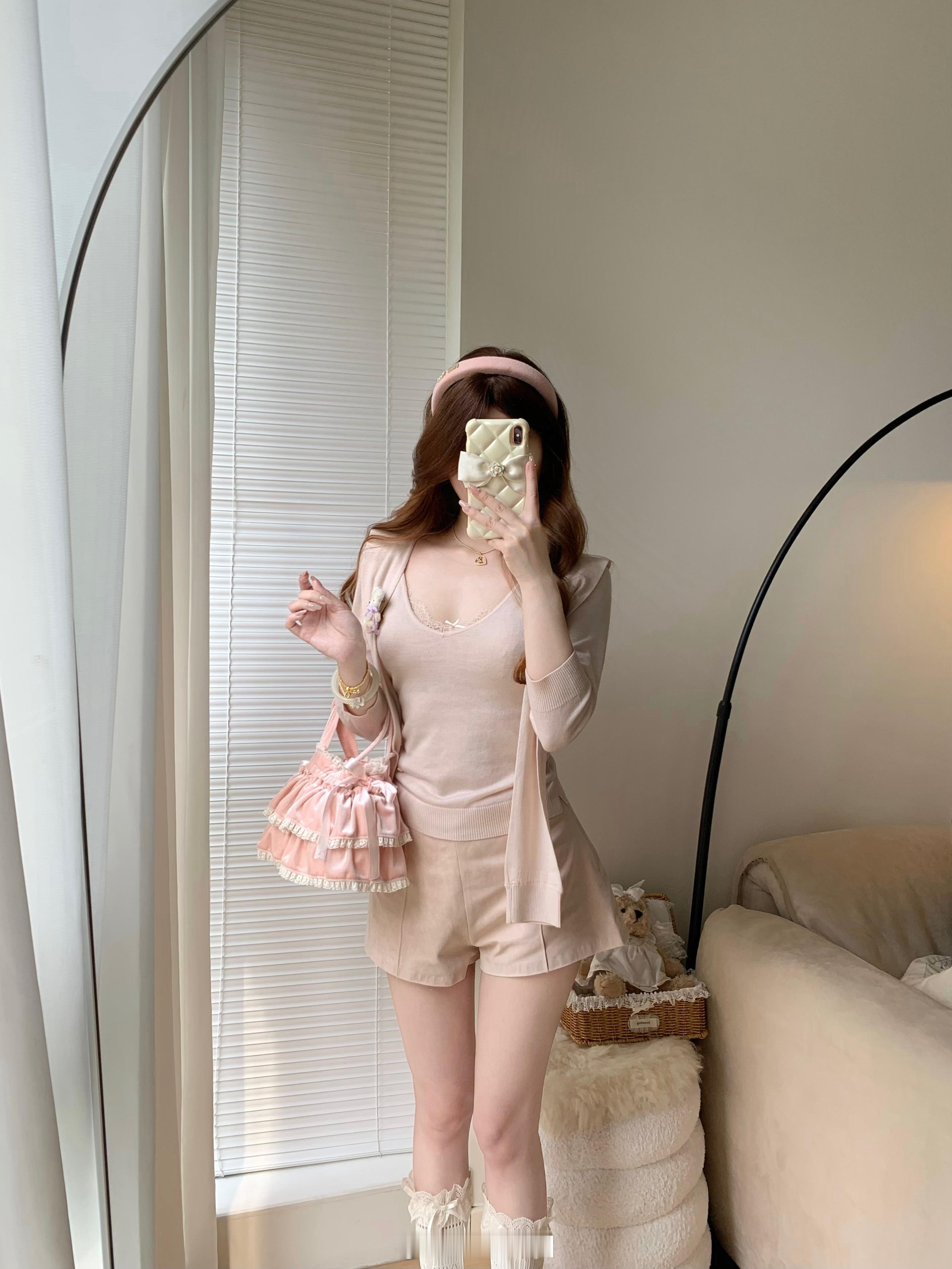秋天也要粉粉嫩嫩🎀​​​