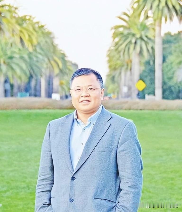 2017年，吉林大学附属医院的医生在整理一位病人的病历时，双手突然控制不住地颤抖