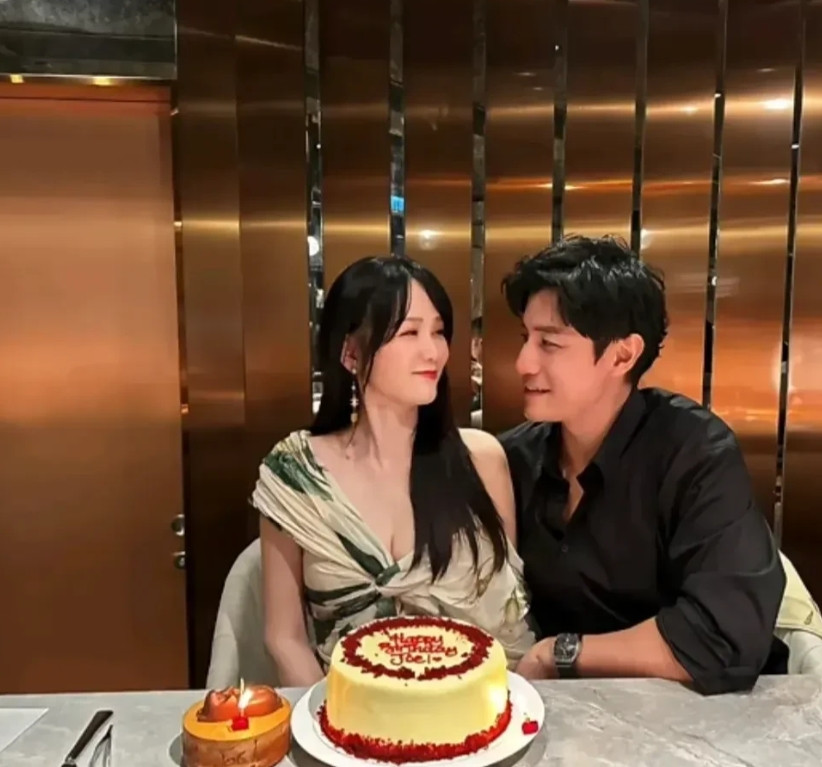 真是让人意想不到，他们竟然是两口子，隐藏得太深了吧，现在才发现。[捂脸哭][捂脸