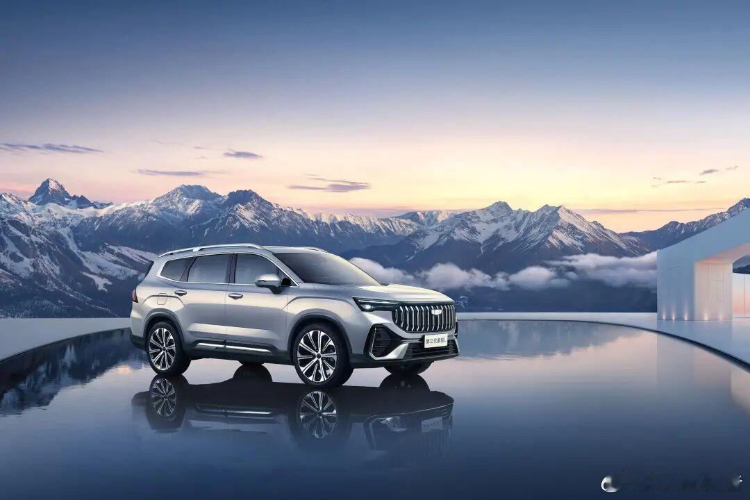 新款吉利豪越L官图发布10月30日,吉利汽车发布旗下新款豪越L官图以及更多内饰细