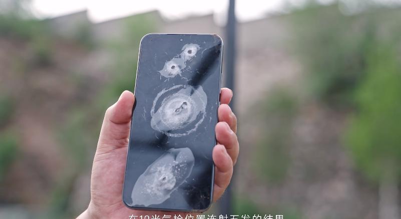 别再看不起千元手机啦！现在手机市场怪得很，各个品牌都在卷拍照、快充和续航，连“三