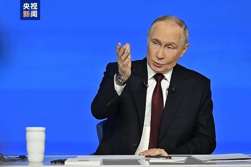 什么叫优势在我？看普京说的话就挺有意思据央视新闻客户端，12月19日，俄罗斯