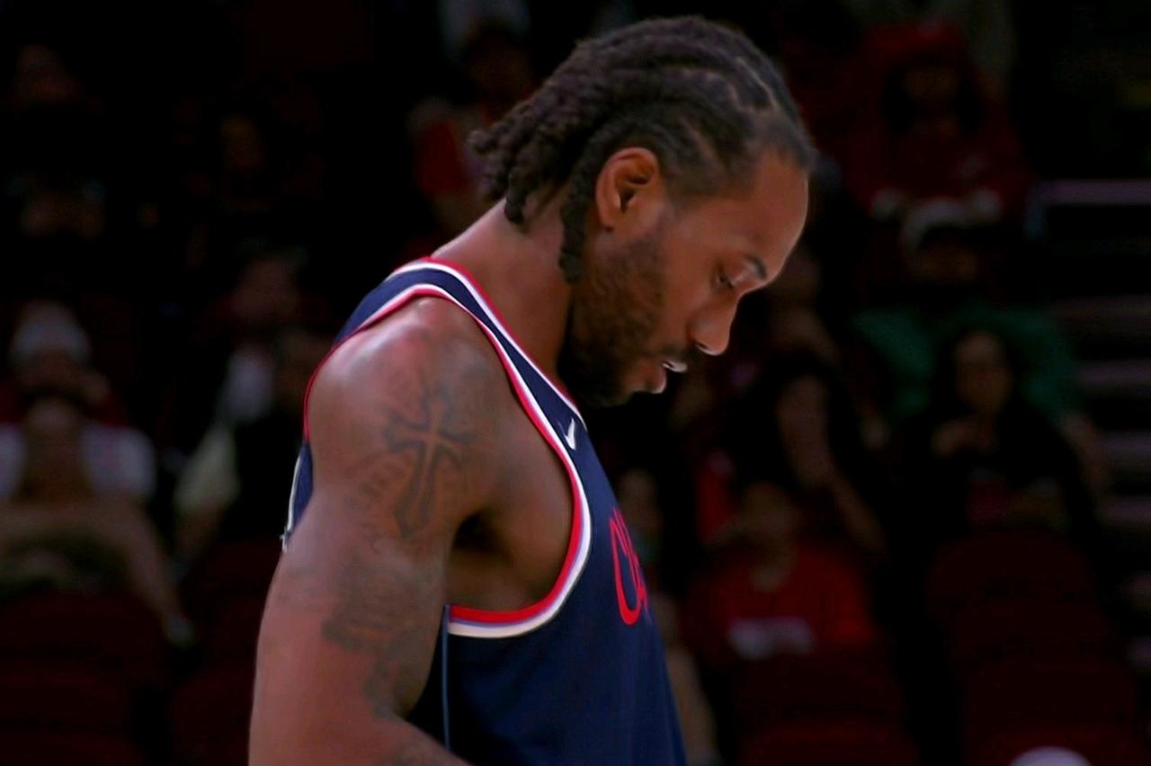 快船离奇输球：最不理解的就是哈登和伦纳德关键发挥太异常了：伦纳德关键时刻彻底隐身