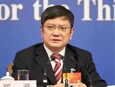 教育部发声了！将英语“移出”高考，撤掉其主科地位？教育部曾回应直截了当！不曾想，