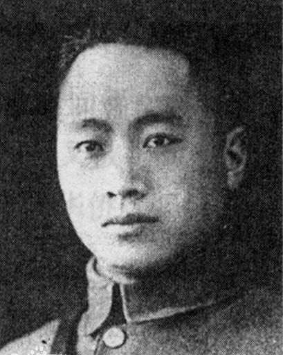 1936年，税警总团长黄杰请张佛千帮忙，说：“我的六个团，有两个团长不大服管，一