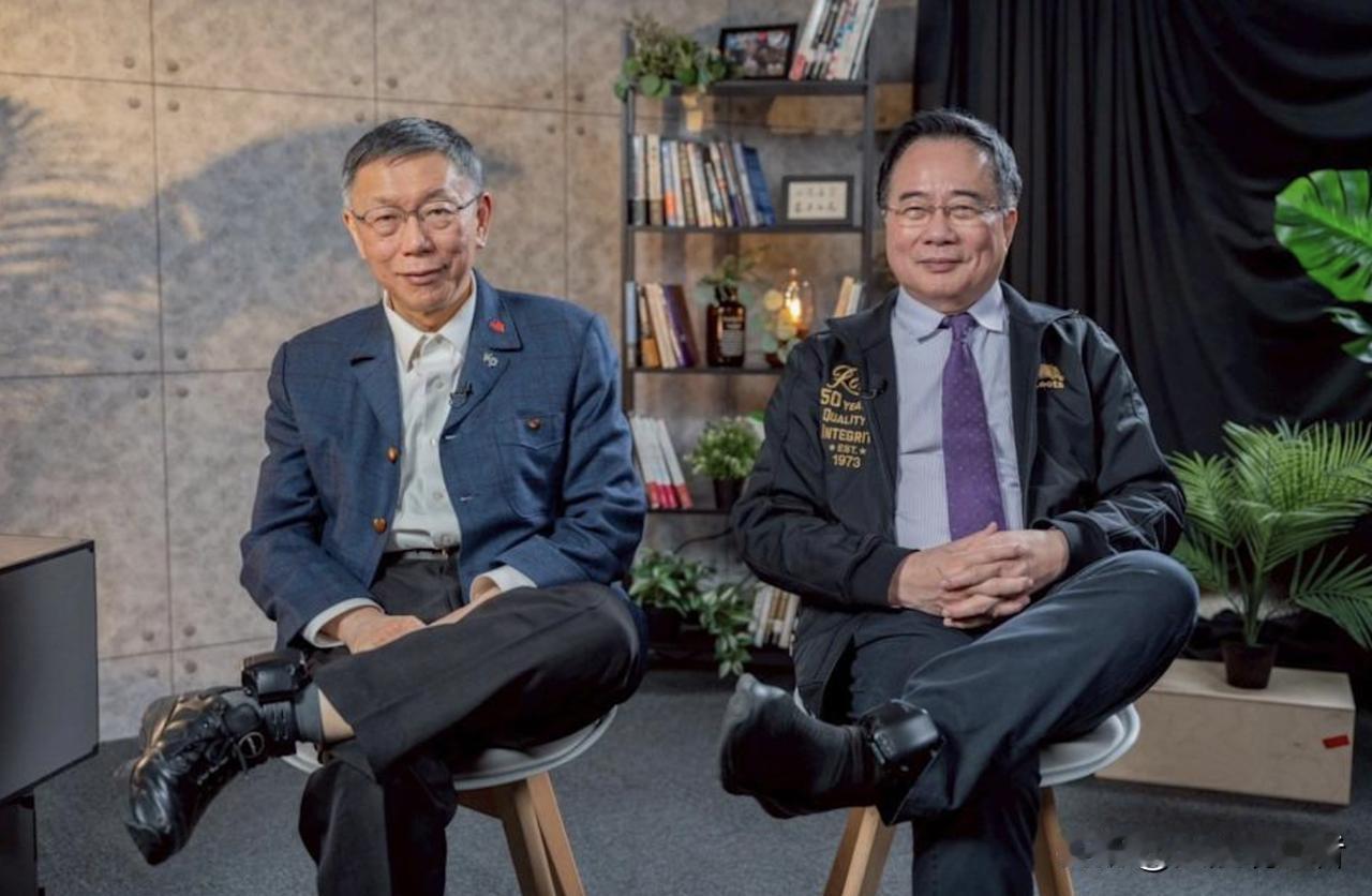 柯文哲去监狱探望蔡正元，反被安慰……前台北市长柯文哲今日与民众党一行人现身台